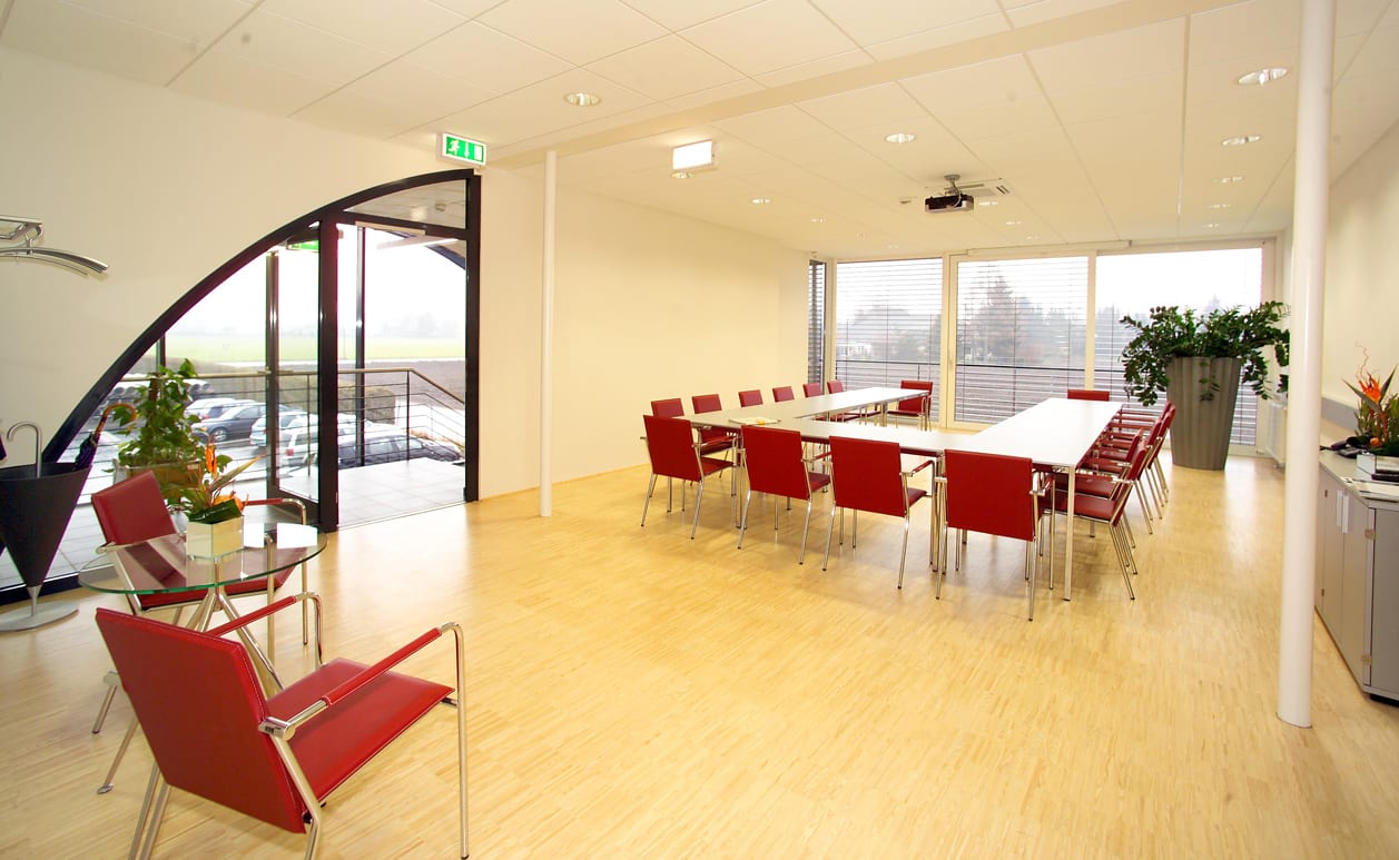 BÜROGEBÄUDE AWP