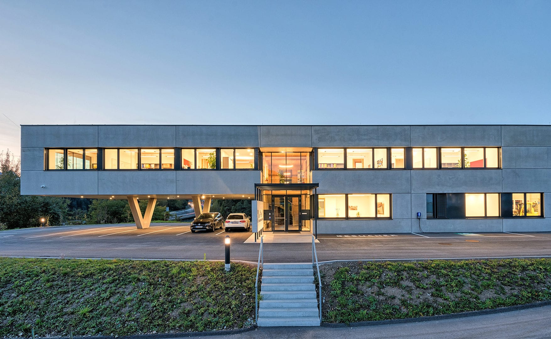 BÜROGEBÄUDE HABAU